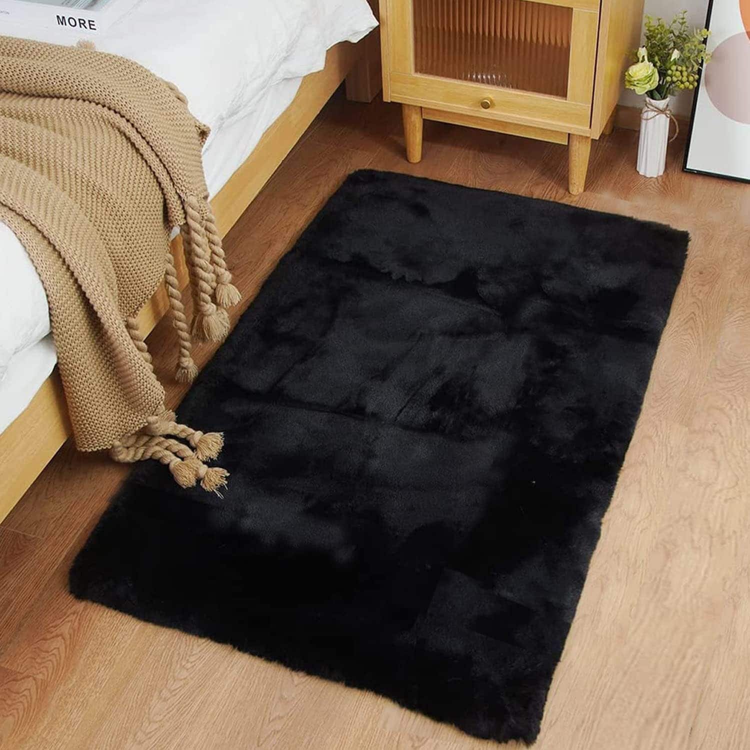 Ghouse Kurzflor-Teppich für Wohnzimmer und Schlafzimmer, 60 x 90 cm, Schwarz